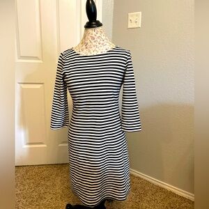💥3 for 10 old navy weight M black white striped shift dress expose zipper career